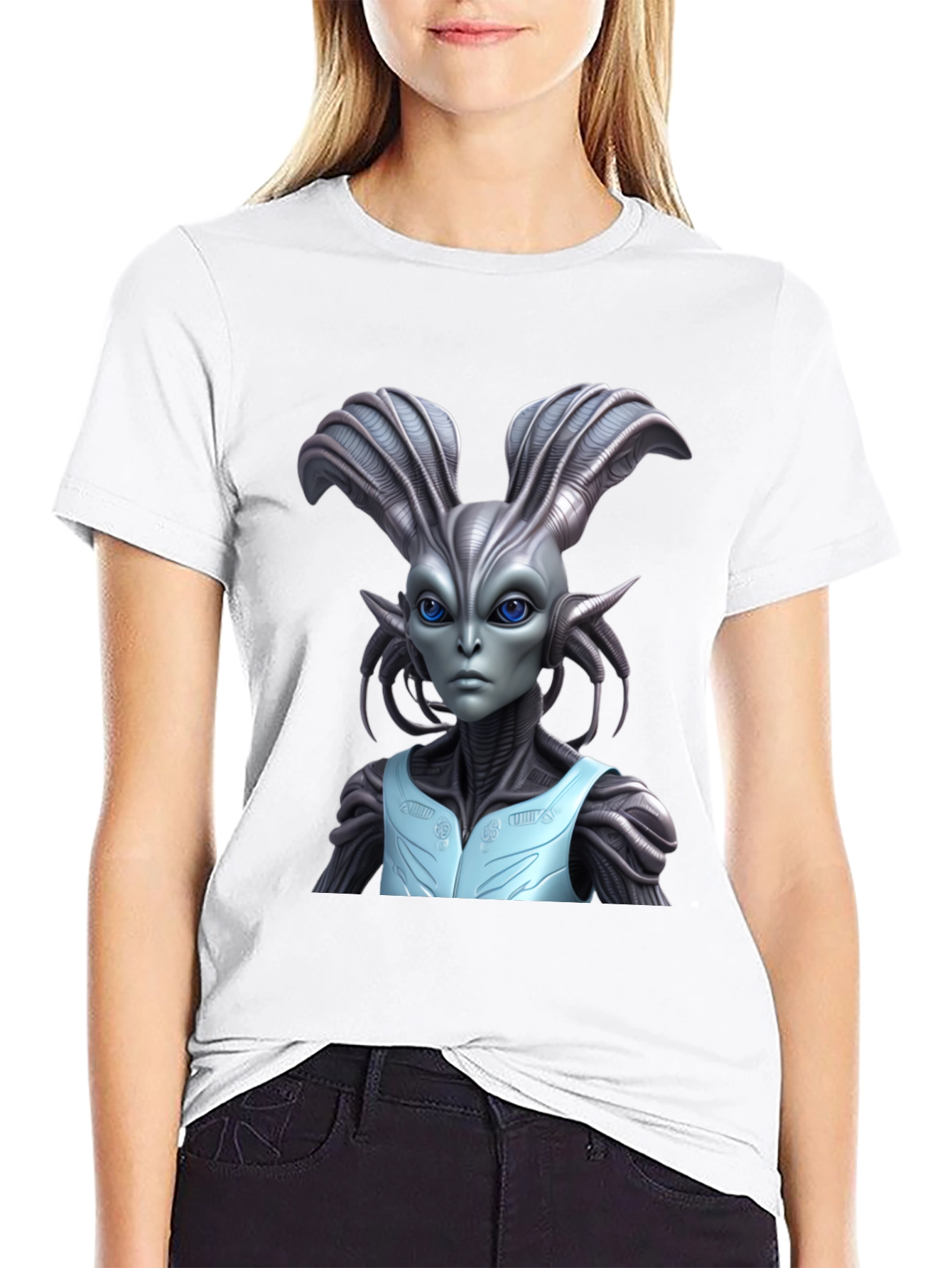 Alien Graphic Tee - Sci-Fi Fashion
